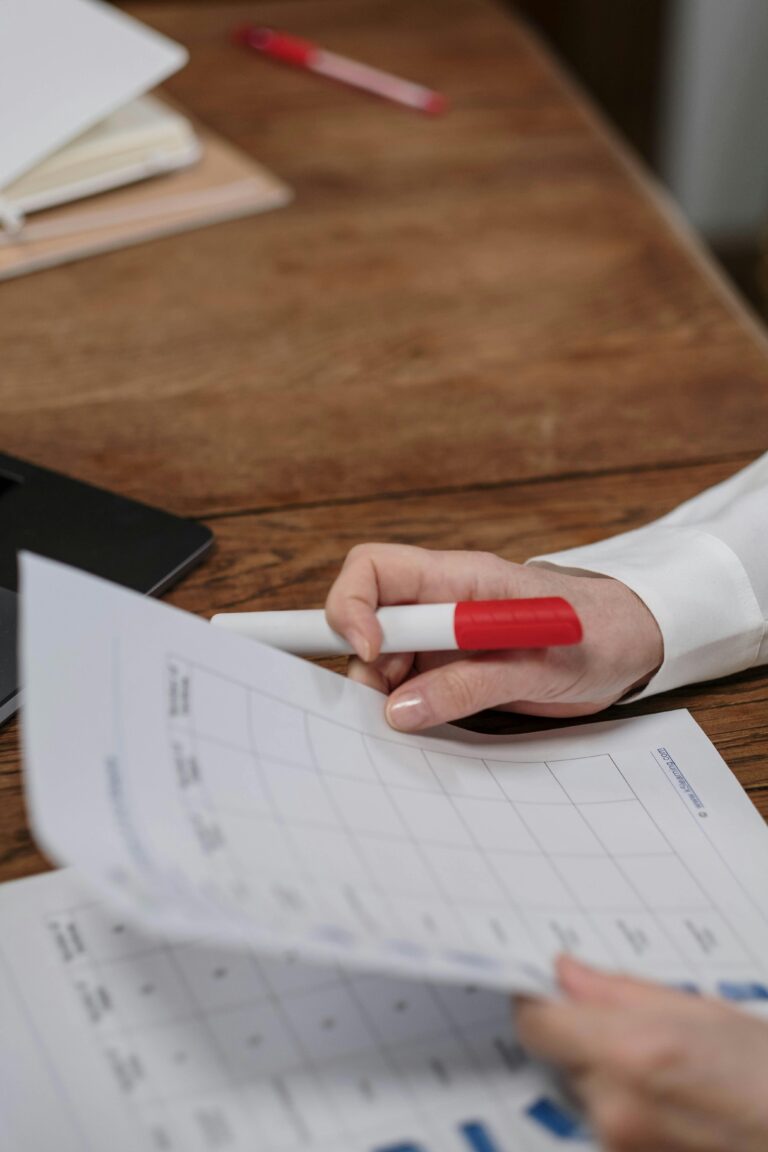 Read more about the article What Is a Vocational Expert? Roles, Services & How They Help Legal Cases